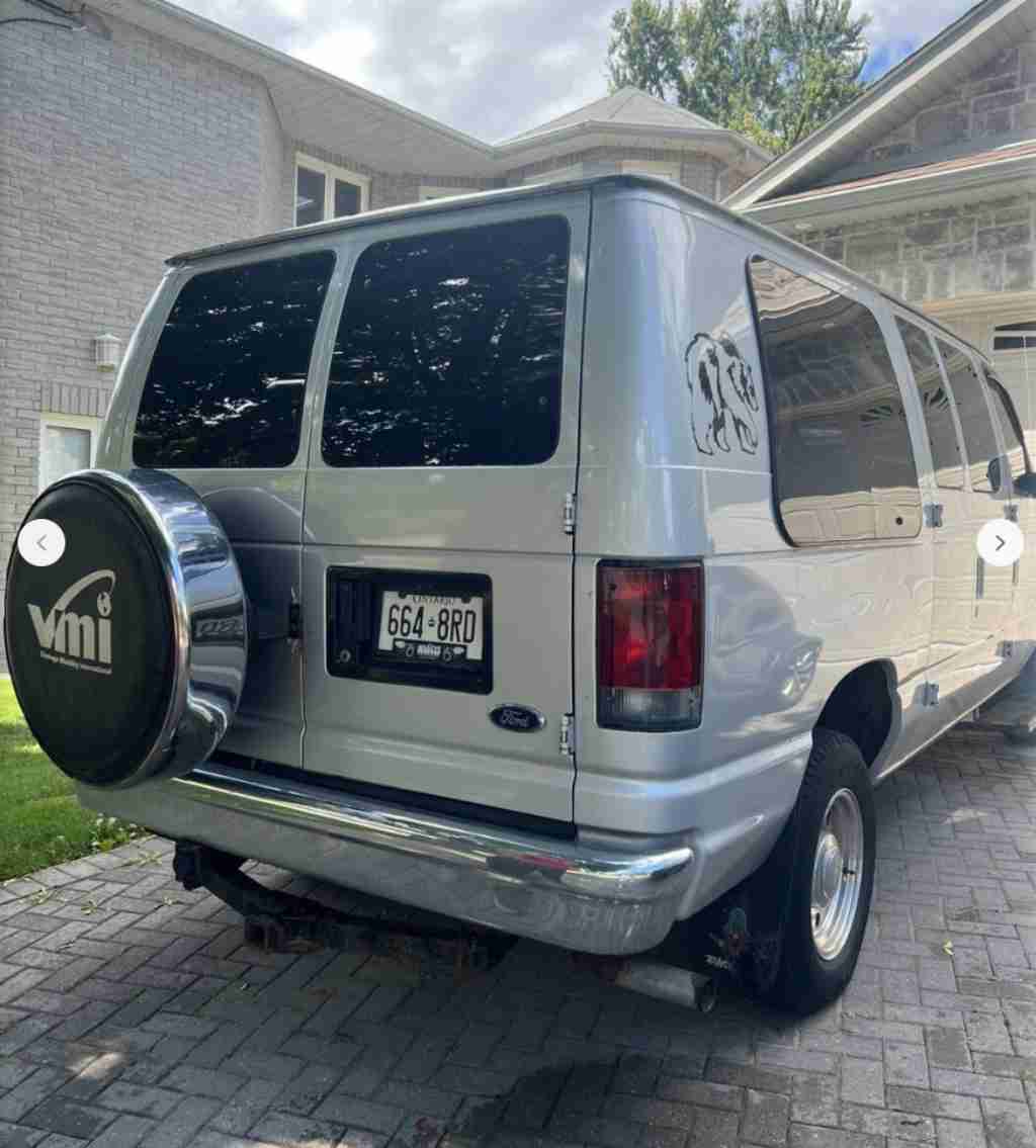 多伦多 三厢轿车 二手车 2005 Ford E 250