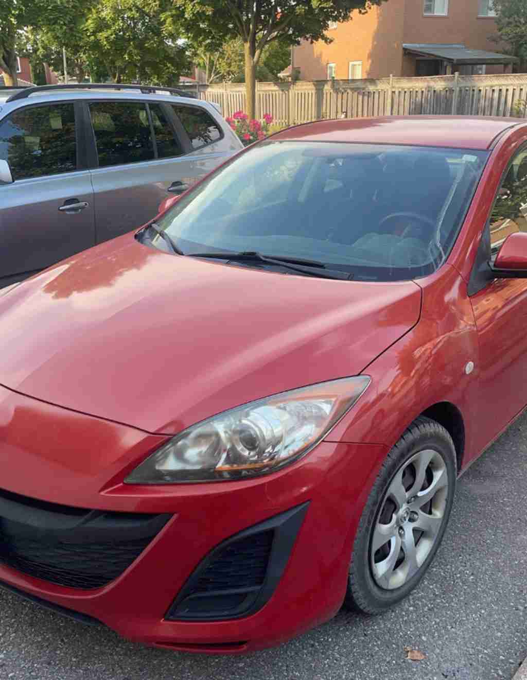 多伦多 两箱轿车 二手车 2010 Mazda 3红色