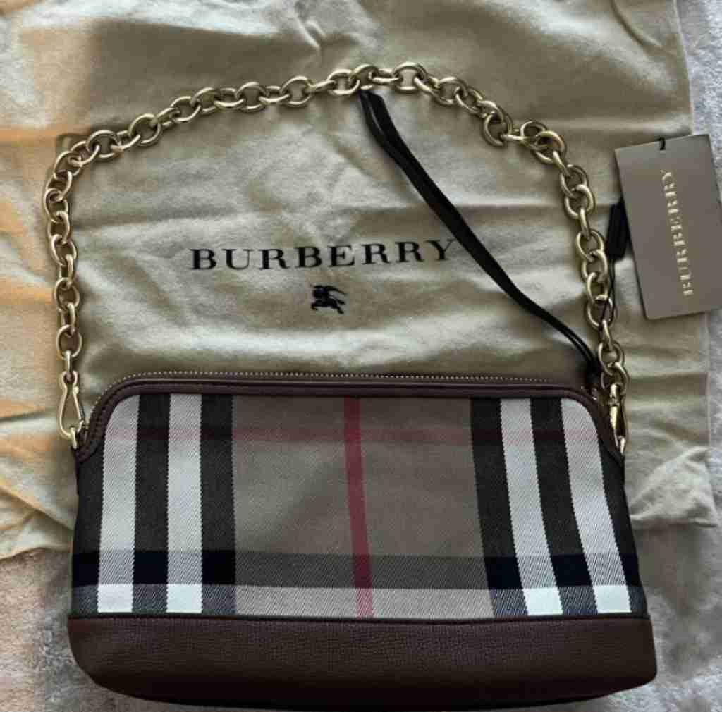 多伦多 交易 衣包饰品 Burberry 包包