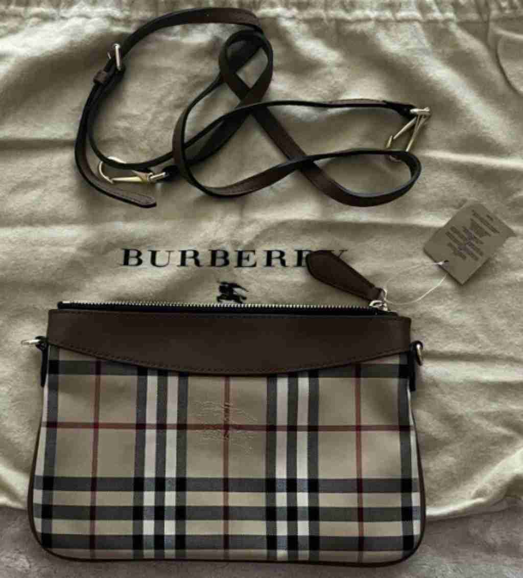 多伦多 交易 衣包饰品 Burberry 包包